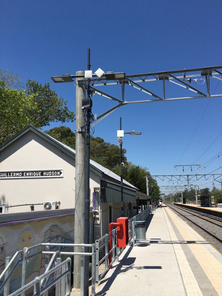 RADWIN FiberinMotion trackside installation